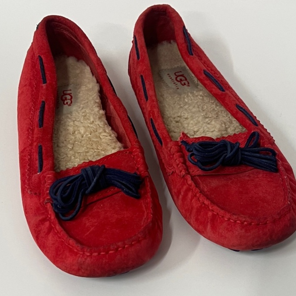 UGG Meena Women's Red Suede Shoes Moccasins Flats Navy Lace Slippers Driving - Picture 4 of 12